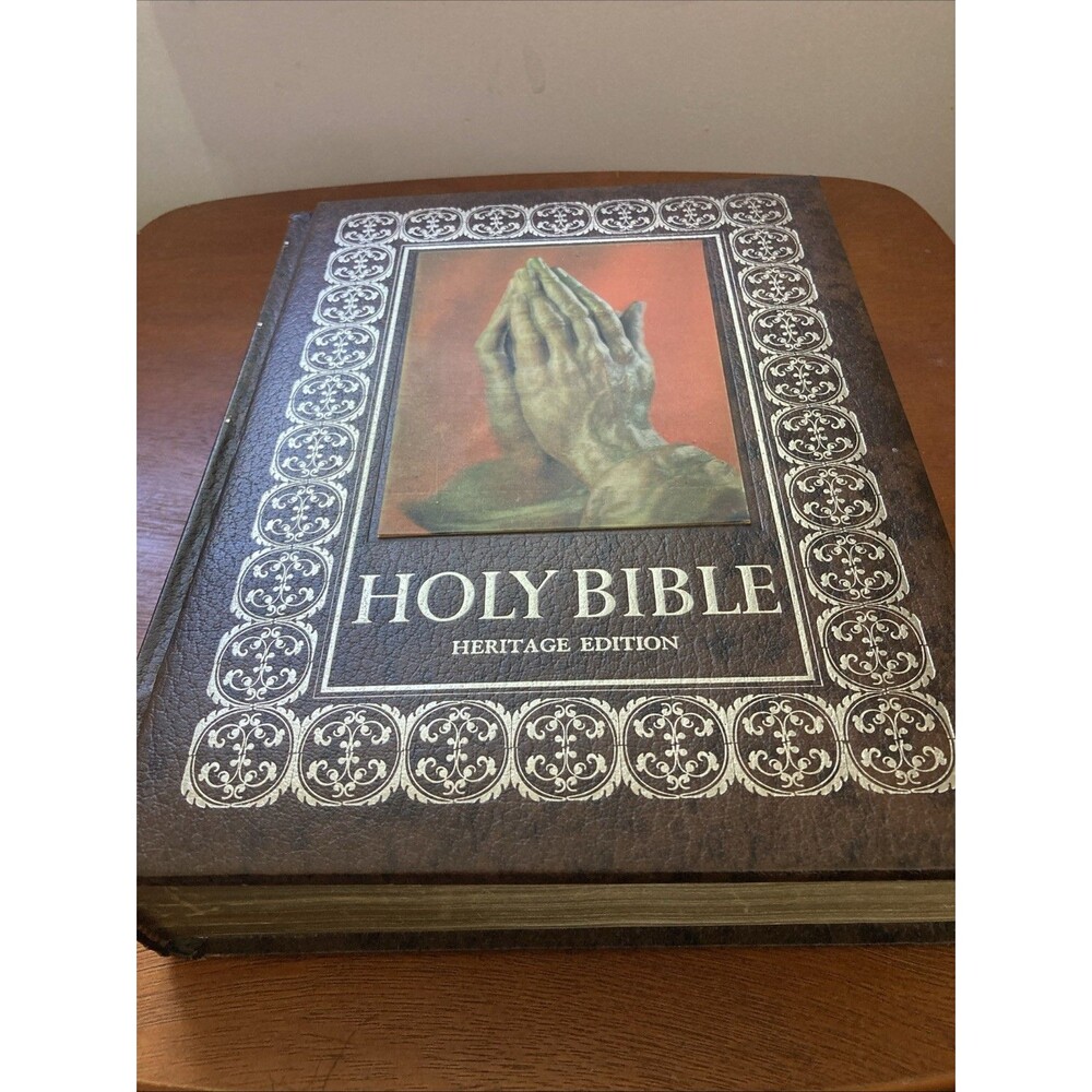 1977 Holy Bible Heritage Edition Hardback King James Version Gold Pages 3D Hands